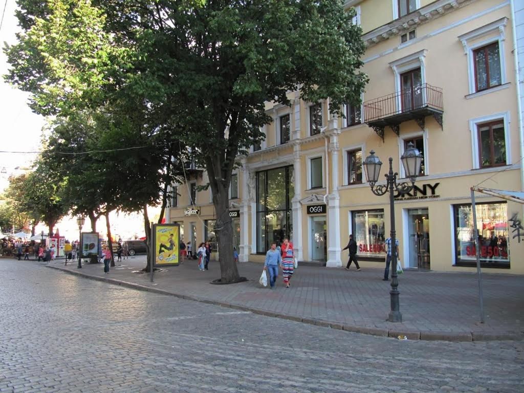 Апартаменты APARTMENT IN DERIBASOVSKAY STREET 20 Одесса-15